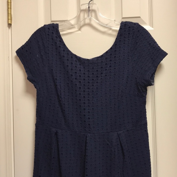 Eight Sixty Dresses & Skirts - VGUC S eyelet Maternity dress